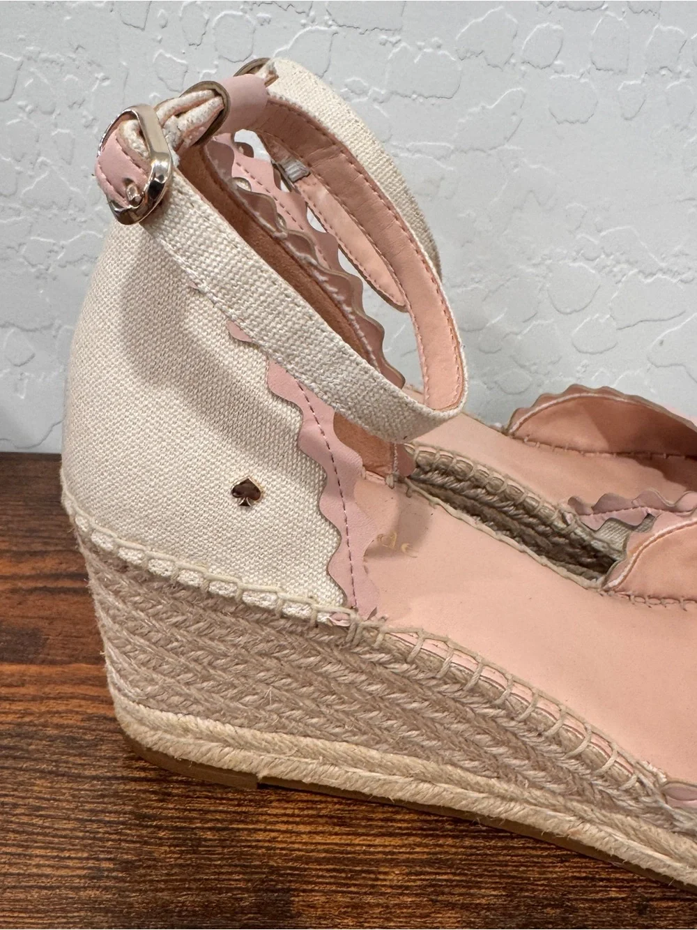 Kate Spade Thea Wedge Espadrille Sandals Womens 10 Heels Scalloped Edge Classic
